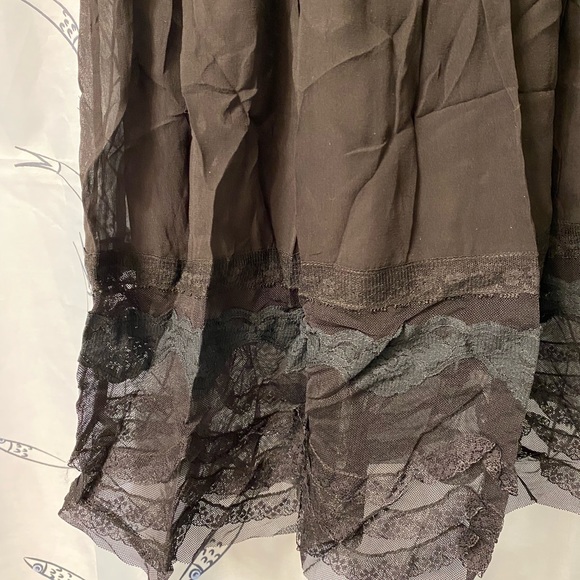 Black V shaped tank dresses - Picture 4 of 6